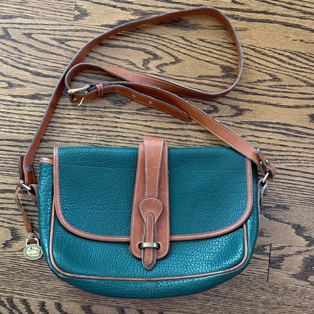 Vintage 1980s Dooney & Bourke shoulder bag